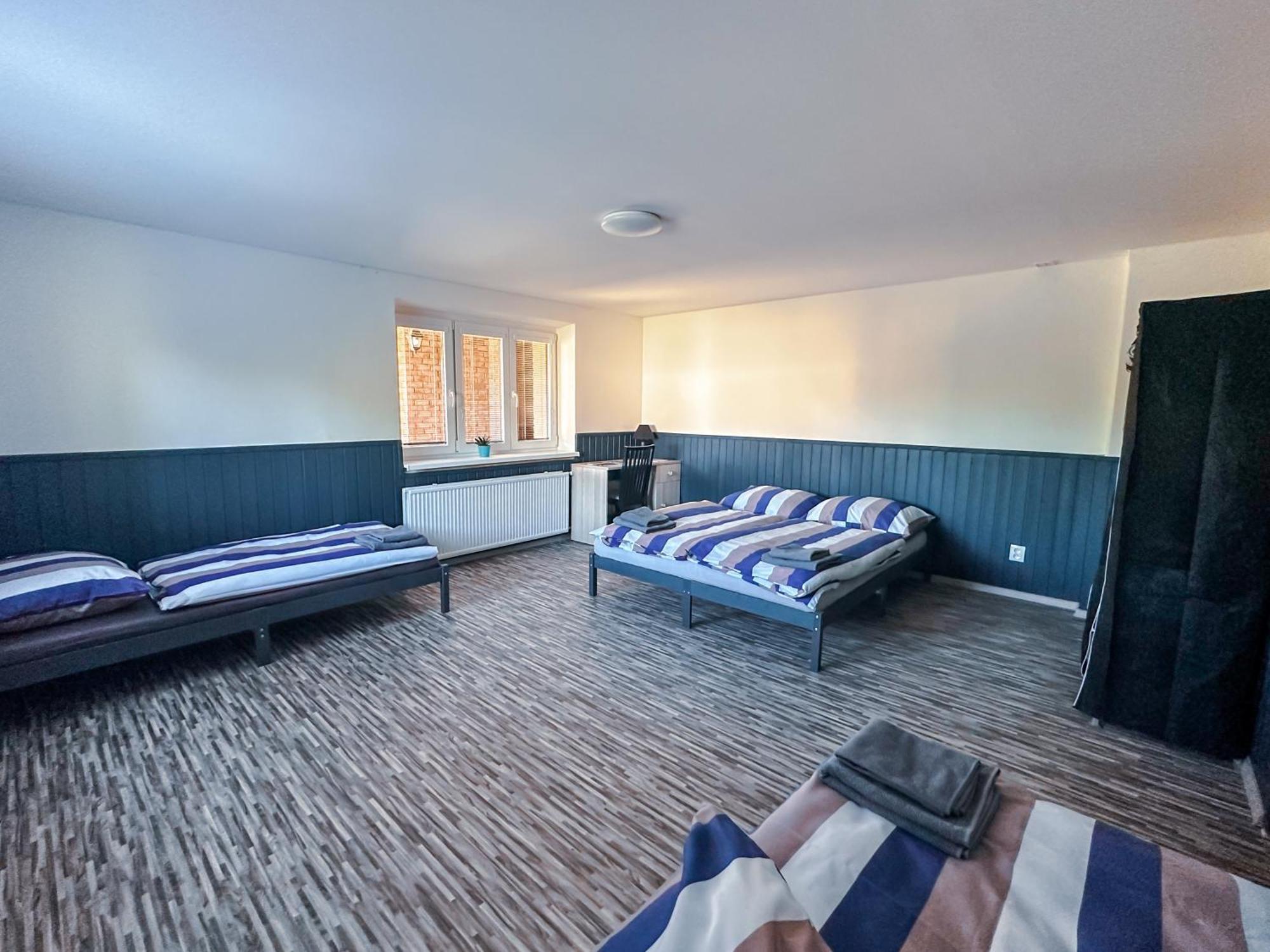 Apartman Vesele 德辛 外观 照片